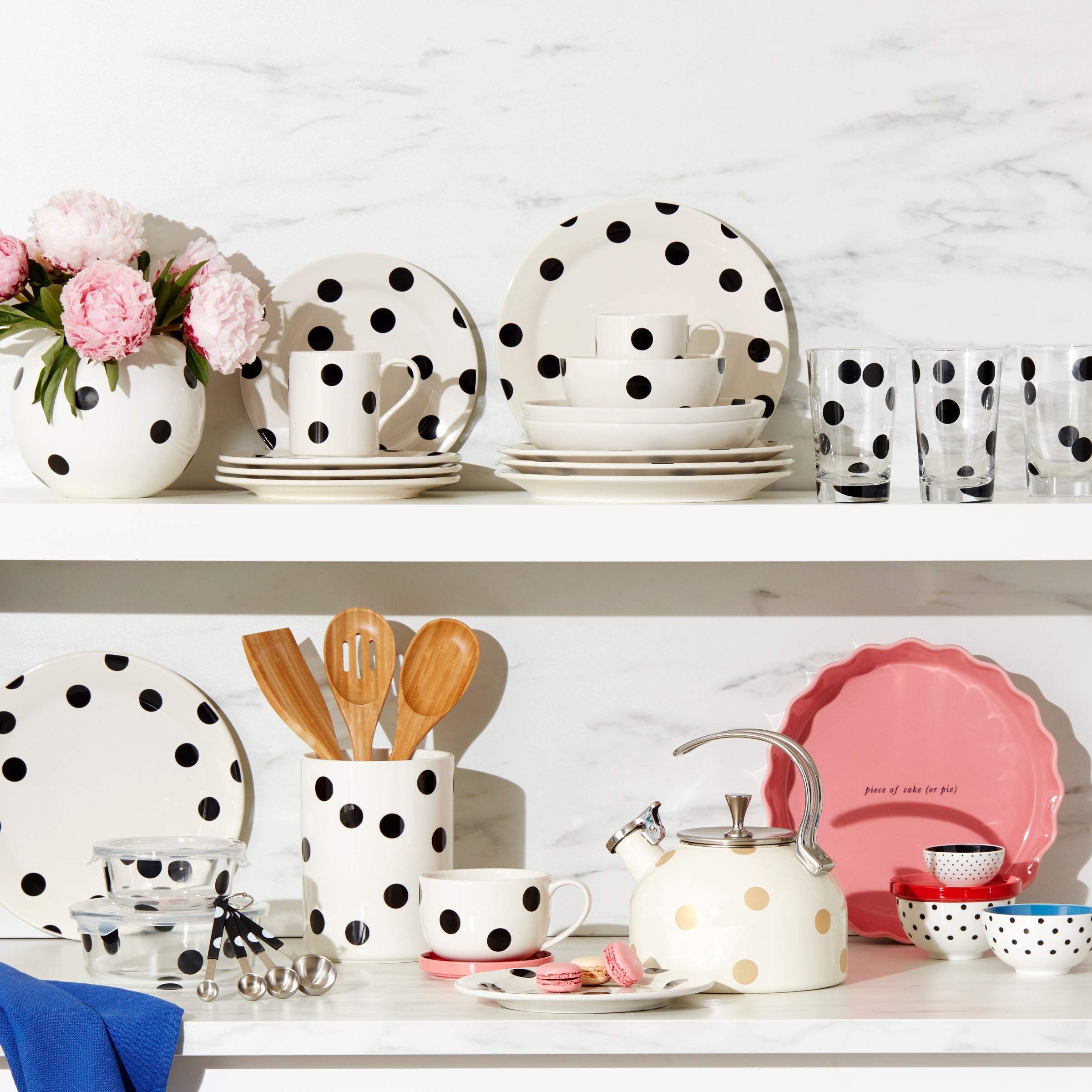 Polka Dot Stoneware Dinnerware Set with Mugs, 12-Piece - Image 2