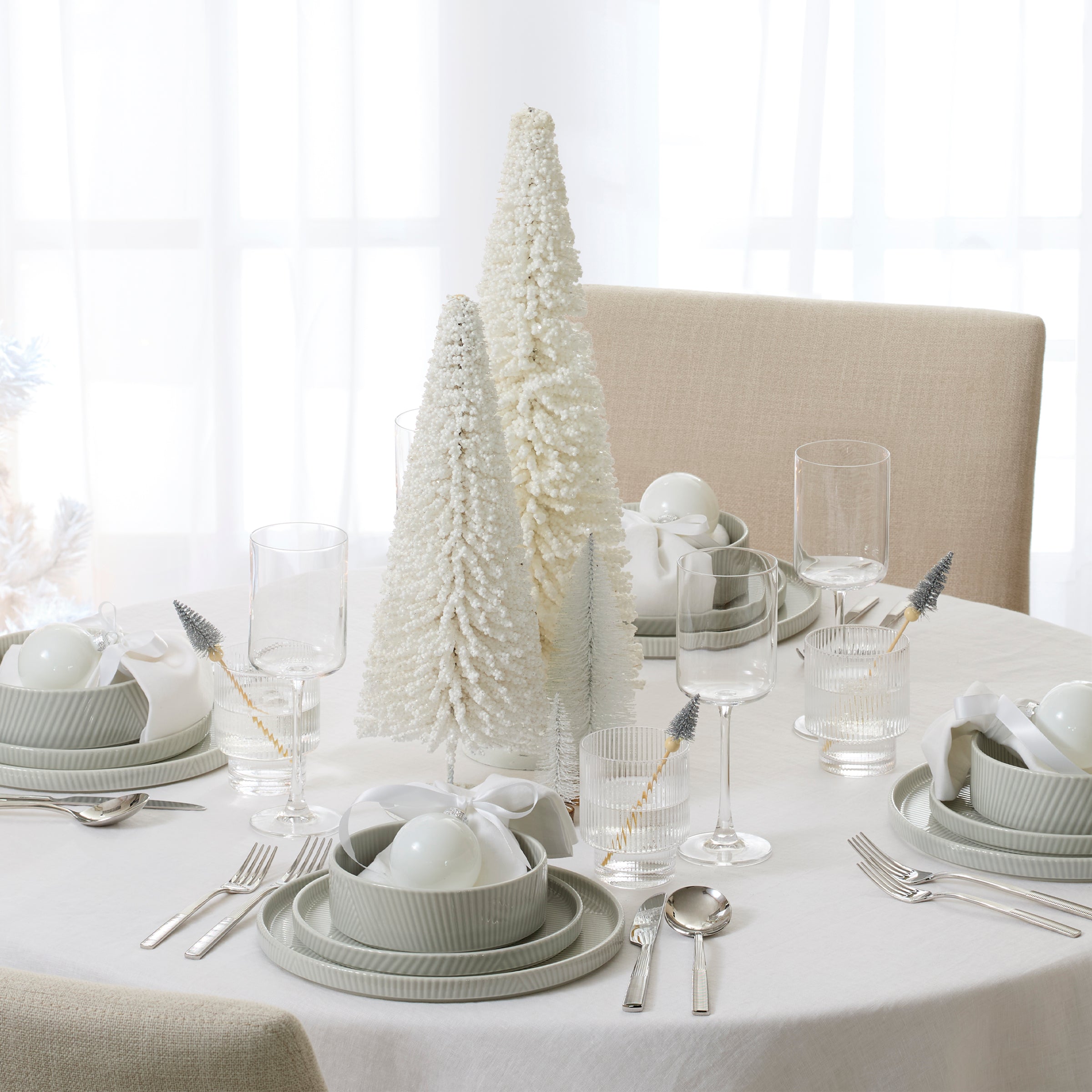 Vapor Gray Stackable Porcelain Dinnerware Set, 16-Piece - Image 3