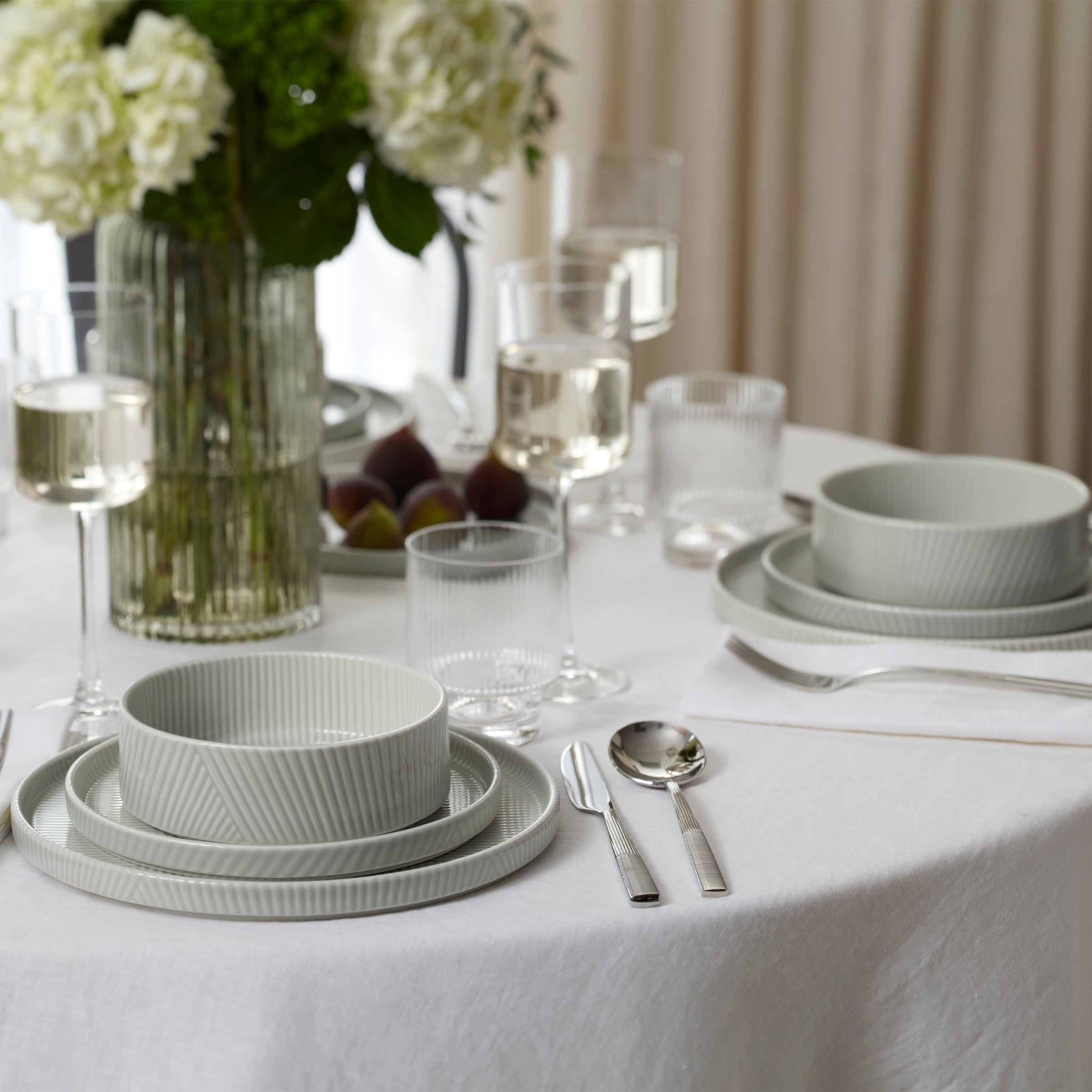 Vapor Gray Stackable Porcelain Dinnerware Set, 16-Piece - Image 7