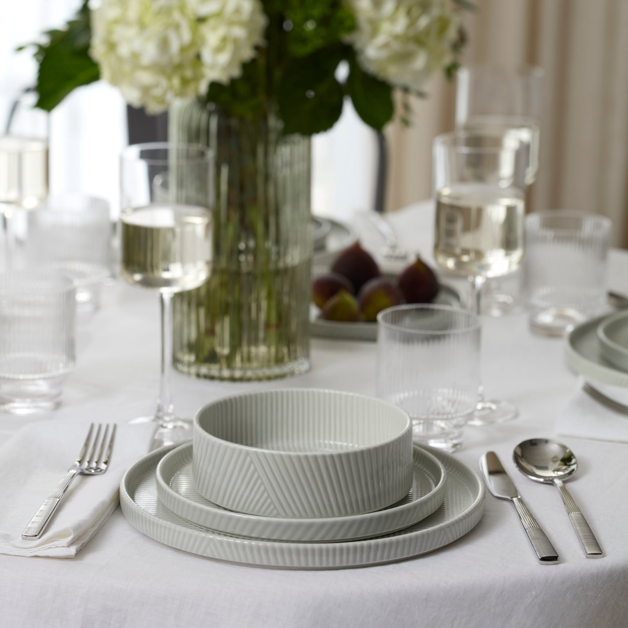 Vapor Gray Stackable Porcelain Dinnerware Set, 16-Piece - Image 8